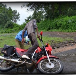 Fast and Furious. (Rajastan - Gujarat route) (Aug 10 13)