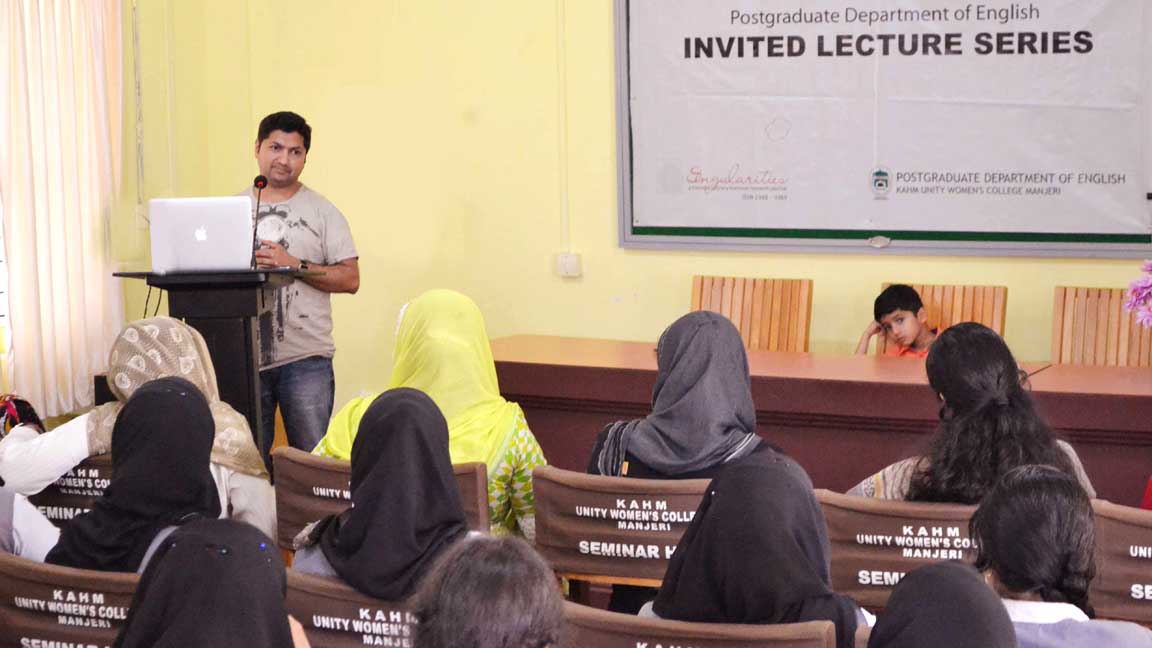 Jaihoon speech on travel writing at Unity Womens College